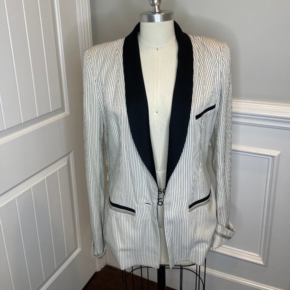 Lux Balenciaga Striped Spring Summer Shawl Collar Blazer Bllack & White